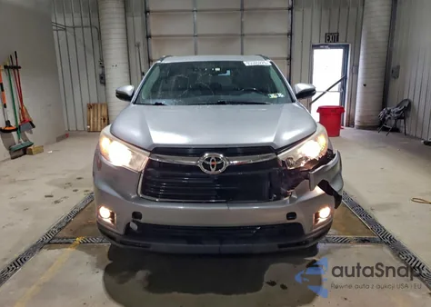 2015 Toyota Highlander Limited z USA, uszkodzony, nr VIN 5TDDKRFH7FS101667